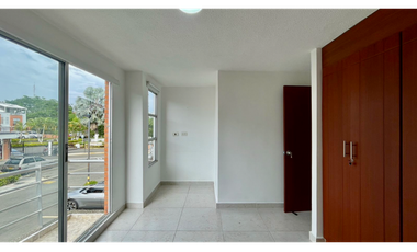 Extraordinaria casa en Belmonte Conjunto Residencial con 110 m2. Pereira - Colombia.