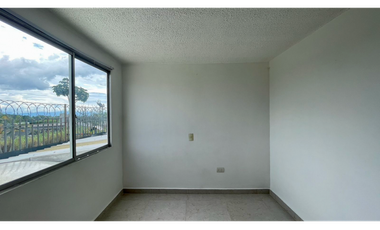 Extraordinaria casa en Belmonte Conjunto Residencial con 110 m2. Pereira - Colombia.