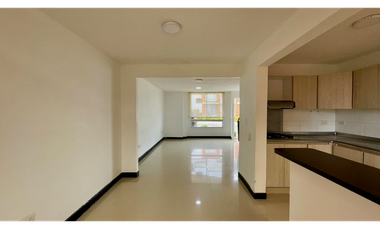 Extraordinaria casa en Belmonte Conjunto Residencial con 110 m2. Pereira - Colombia.