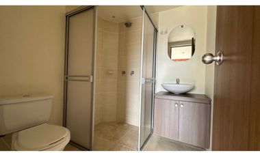 Magnifica Casa Esquinera en Cerritos campestre