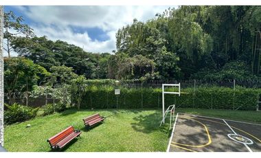 Hermosa Casa Esquinera, sector Jardín av Sur