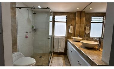 Hermosa Casa Esquinera, sector Jardín av Sur