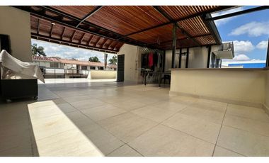 Hermosa Casa Esquinera, sector Jardín av Sur