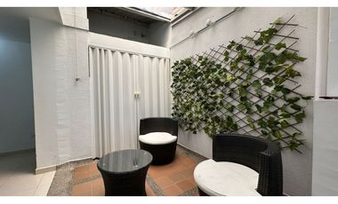 Hermosa Casa Esquinera, sector Jardín av Sur