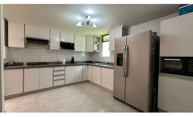 Hermosa Casa Esquinera, sector Jardín av Sur