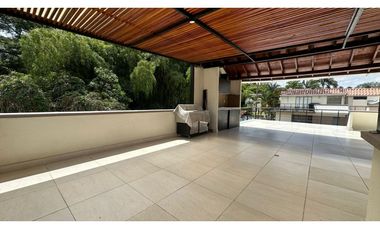 Hermosa Casa Esquinera, sector Jardín av Sur