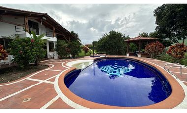 Extraordinaria casa campestre en Combia, pereira risaralda