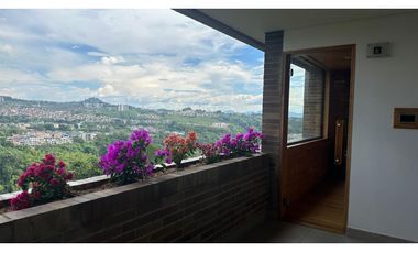 Moderno Apartamento en edificio nuevo en la Avenida Sur