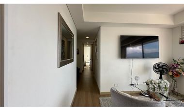 Moderno Apartamento en edificio nuevo en la Avenida Sur