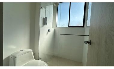 Moderno Apartamento en edificio nuevo en la Avenida Sur