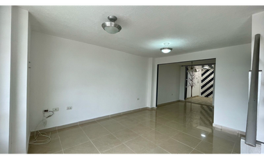 Extraordinaria casa remodelada en Belmonte Conjunto Residencial con 110 m2 y 3 alcobas. Pereira - Colombia.