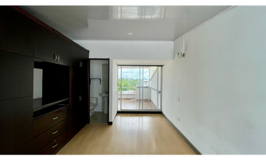 Extraordinaria casa remodelada en Belmonte Conjunto Residencial con 110 m2 y 3 alcobas. Pereira - Colombia.