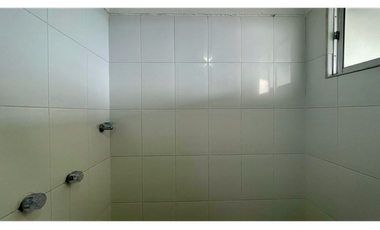 Extraordinaria casa remodelada en Belmonte Conjunto Residencial con 110 m2 y 3 alcobas. Pereira - Colombia.