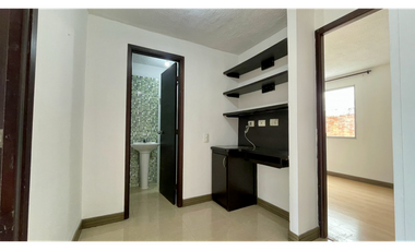 Extraordinaria casa remodelada en Belmonte Conjunto Residencial con 110 m2 y 3 alcobas. Pereira - Colombia.