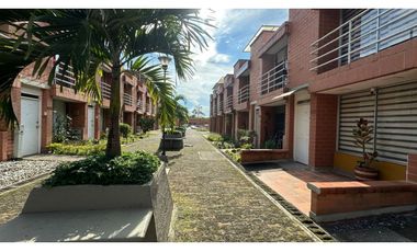 Extraordinaria Casa en Sector Mercasa - Pereira.