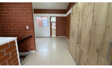 Extraordinaria Casa en Sector Mercasa - Pereira.