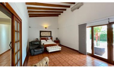 Hermosa casa en Condominio en Cerritos. Pereira-Colombia.