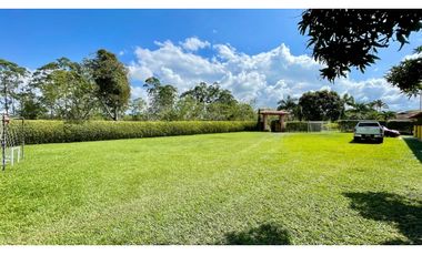 Majestuosa casa campestre vía Alcala ideal para Hotel Campestre. Hacienda Cafetera. Pereira - Colombia.