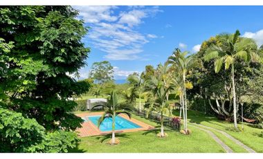 Majestuosa casa campestre vía Alcala ideal para Hotel Campestre. Hacienda Cafetera. Pereira - Colombia.