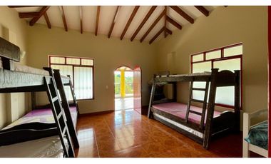 Majestuosa casa campestre vía Alcala ideal para Hotel Campestre. Hacienda Cafetera. Pereira - Colombia.