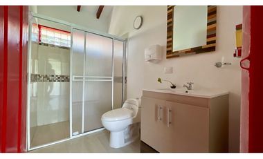 Majestuosa casa campestre vía Alcala ideal para Hotel Campestre. Hacienda Cafetera. Pereira - Colombia.