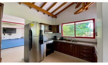 Majestuosa casa campestre vía Alcala ideal para Hotel Campestre. Hacienda Cafetera. Pereira - Colombia.