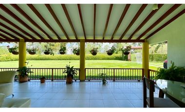 Majestuosa casa campestre vía Alcala ideal para Hotel Campestre. Hacienda Cafetera. Pereira - Colombia.