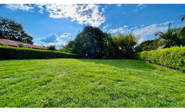 Magnífico terreno plano en el Tigre Condominio Campestre con bosque nativo. Cerritos. Pereira - Colombia