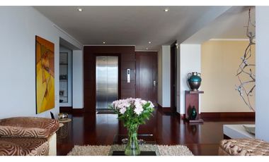 Majestuoso apartamento en Cabo Marzo. Pinares. Pereira - Colombia.