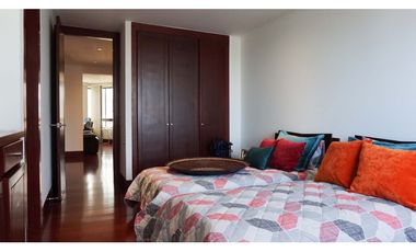 Majestuoso apartamento en Cabo Marzo. Pinares. Pereira - Colombia.