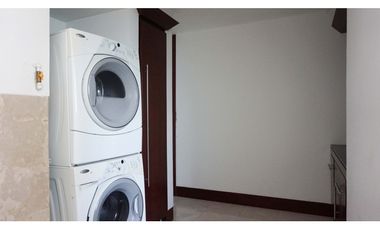 Majestuoso apartamento en Cabo Marzo. Pinares. Pereira - Colombia.