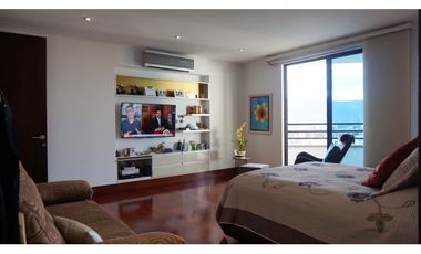 Majestuoso apartamento en Cabo Marzo. Pinares. Pereira - Colombia.