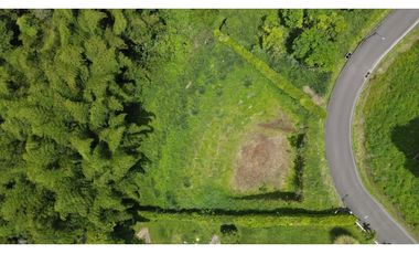 Extraordinario lote en Combia Condominio Campestre. Pereira - Colombia.