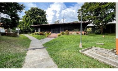 Extraordinario apartamento en gamma. Villa Olimpica. Pereira - Colombia.