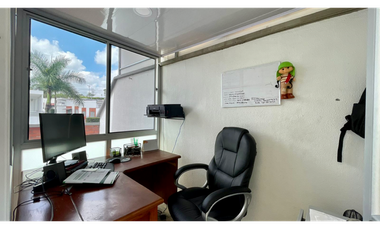 Extraordinaria casa remodelada en Santa Clara de las Villas. Pereira-Colombia.