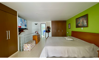 Extraordinaria casa remodelada en Santa Clara de las Villas. Pereira-Colombia.