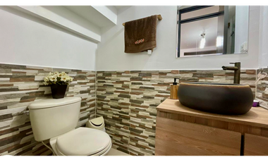 Extraordinaria casa remodelada en Santa Clara de las Villas. Pereira-Colombia.