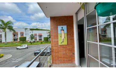 Extraordinaria casa remodelada en Santa Clara de las Villas. Pereira-Colombia.