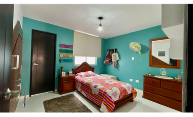 Extraordinaria casa remodelada en Santa Clara de las Villas. Pereira-Colombia.