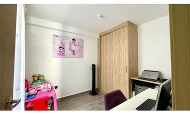 Extraordinaria casa remodelada de 151 m2 en Reservas del Campo. Galicia. Pereira - Colombia.