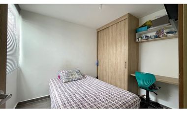 Extraordinaria casa remodelada de 151 m2 en Reservas del Campo. Galicia. Pereira - Colombia.