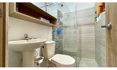 Extraordinaria casa remodelada de 151 m2 en Reservas del Campo. Galicia. Pereira - Colombia.