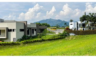 Majestuoso terreno en Hacienda Malabar Condominio Campestre. Cerritos. Pereira - Colombia. Lotes.