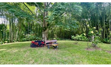 Magnifica casa en la Calabria condominio campestre. Pereira-Colombia