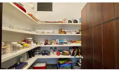 Magnifica casa en la Calabria condominio campestre. Pereira-Colombia