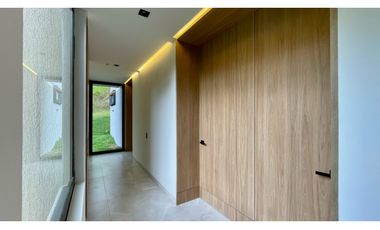 Extraordinaria casa moderna en el eje cafetero, Santa rosa.Pereira-Colombia.