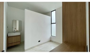 Extraordinaria casa moderna en el eje cafetero, Santa rosa.Pereira-Colombia.