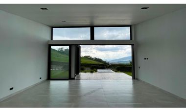 Extraordinaria casa moderna en el eje cafetero, Santa rosa.Pereira-Colombia.