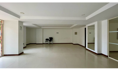 Extraordinario apartamento en Pinares con 100 m2 2 parqueaderos y cuarto útil. Pereira - Colombia