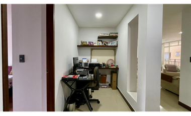 Extraordinario apartamento en Pinares con 100 m2 2 parqueaderos y cuarto útil. Pereira - Colombia